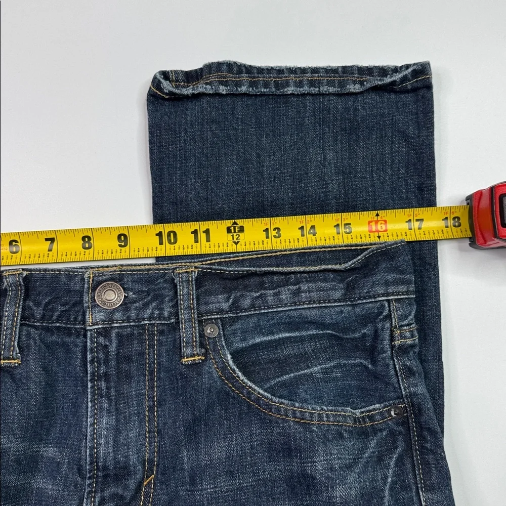 American Eagle Original Straight Dark Wash Jeans Size 31x32